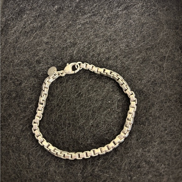 Tiffany & Co Sterling Silver Venetian Box Link Bracelet - Picture 2 of 10